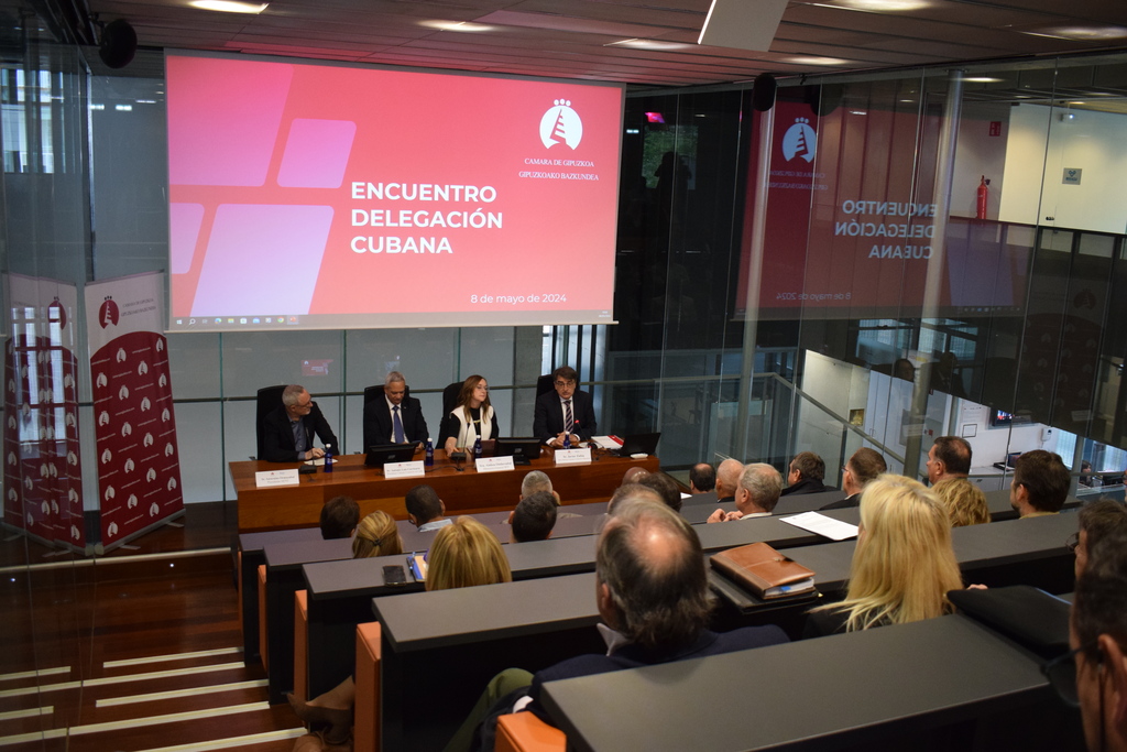 Cámara de Gipuzkoa recibe la visita de una delegación empresarial de Cuba