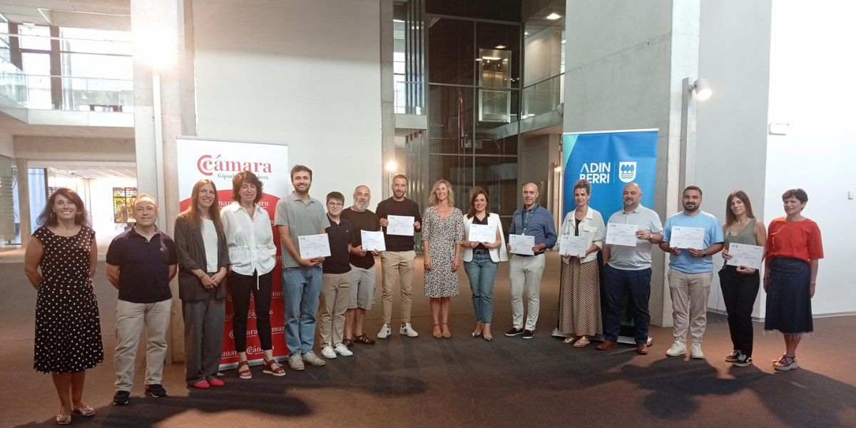ADINBERRI consolida su formación en Silver Economy que alcanza ya a 40 profesionales2)