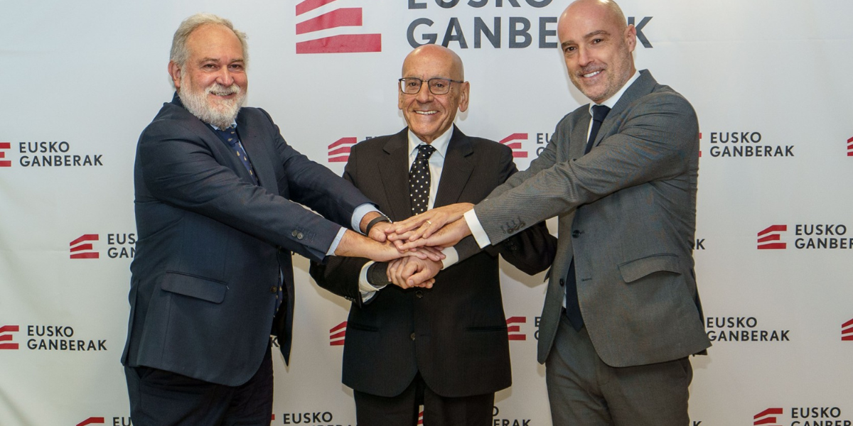 Eusko Ganberak constata que las empresas vascas afrontan 2026 con moderado optimismo y anuncia el relevo de su presidencia a la Cámara de Bilbao