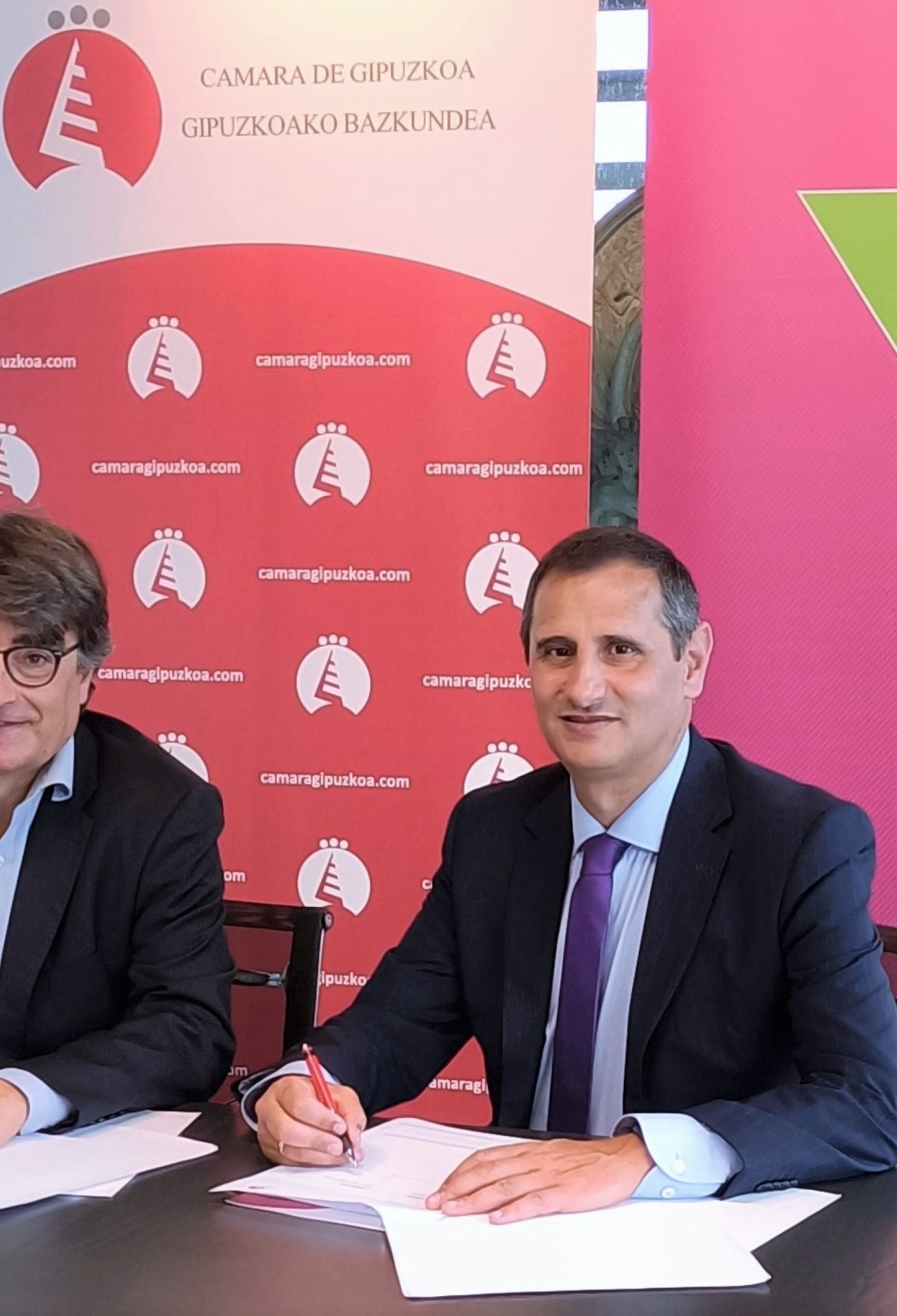 LABORAL Kutxa y Cámara de Gipuzkoa colaboran en el impulso a la internacionalización de las empresas y el desarrollo económico del territorio